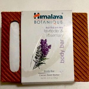 Himalaya- Botanique Purifying Lavender and rosemary Body Bar